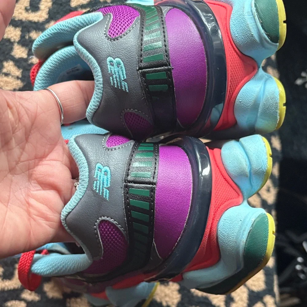 New Balance woman’s Purple and Red Sneakers - Picture 4 of 7